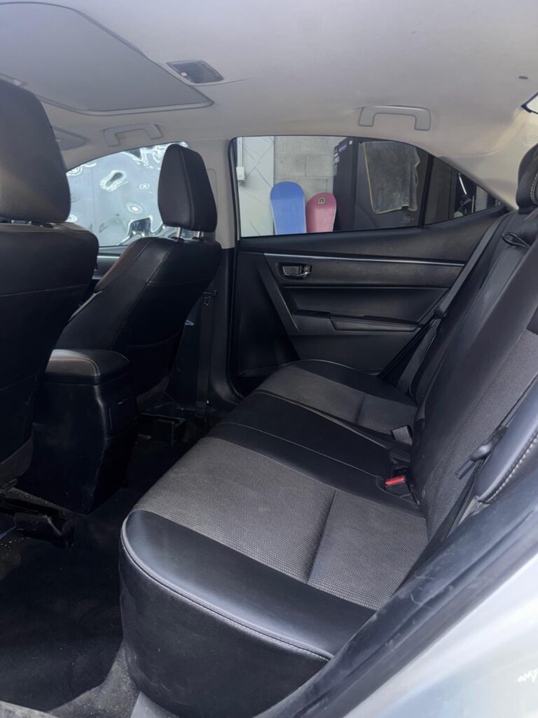 2016 Toyota Corolla S 4dr Sdn CVT S