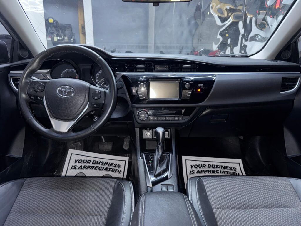 2016 Toyota Corolla S 4dr Sdn CVT S